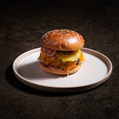 Гамбургер классик в Фабрика по цене 620 ₽