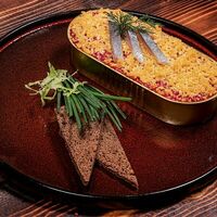 Сельдь под шубой в The River Restaurant