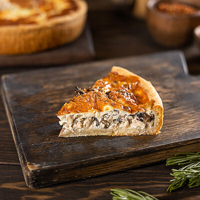 Киш с курицей и грибами в Мама Испекла по цене 930 ₽