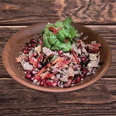 Салат «Тбилиси» в Фрегата Латина по цене 810 ₽