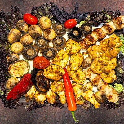 Куриное ассорти в Шашлык хаус по цене 5280 ₽