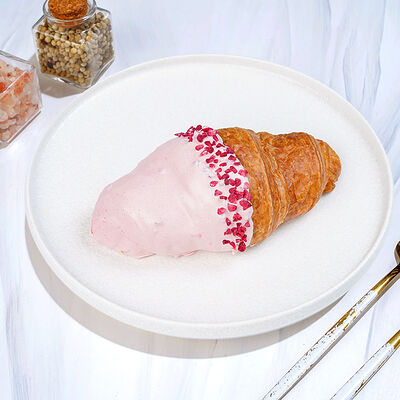 Круассан с малиной в Магбургер & Братья Караваевы по цене 160