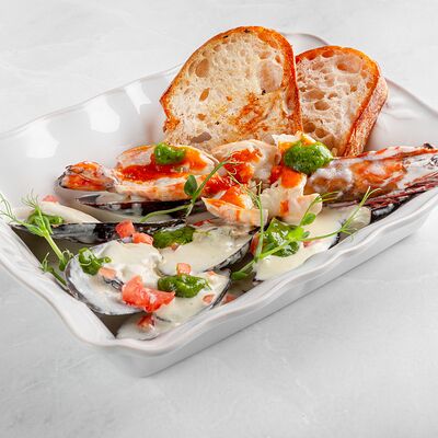 Мидии в сливочном соусе с тартином в Ginza по цене 6650 ₸