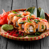 Ролл Dragon shrimp в Сайгон