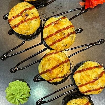 Запеченное ассорти в Sushi Kiosk по цене 620 ₽