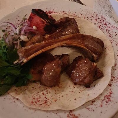 Баранина антрекот в Кафе граф по цене 1290 ₽