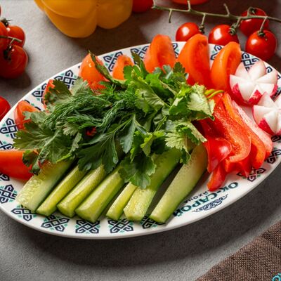 Нарезка из овощей в Ок-сарой по цене 400 ₽