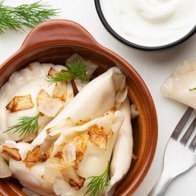 Вареники со сметаной в Панорама по цене 450 ₽