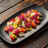 Салат с креветкой и копченым айоли в Morrison