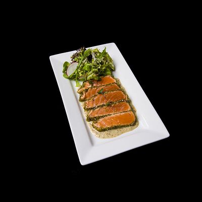 Татаки Сяке в Kuma to Sakana по цене 650 ₽