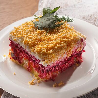 Селёдка под шубой в Лентяйка по цене 175 ₽