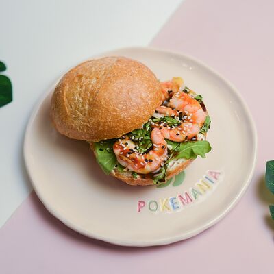 Австрийский завтрак с креветками и гуакамолев Pokemania по цене 699 ₽