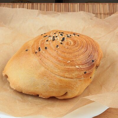 Самса Тандырная с говядиной в Донер&Кебаб по цене 200 ₽