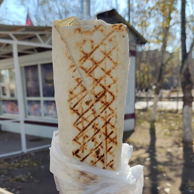 Шаурма со свининой в Шаверма смак по цене 320 ₽