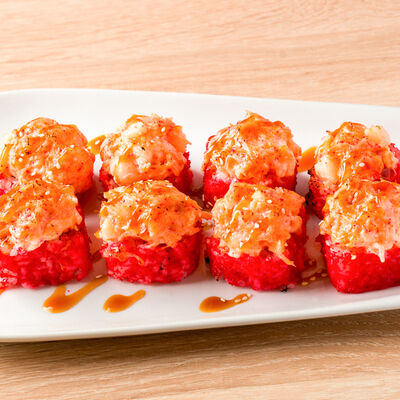 Запечённый ролл с острым окунем и крабом в Вкусно Суши по цене 399