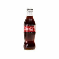 Coca-Cola в стеклянной бутылке в Шампури