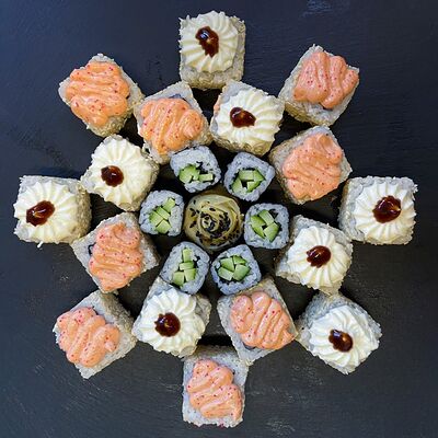 Сет на двоих в Пицца ролла по цене 1230 ₽