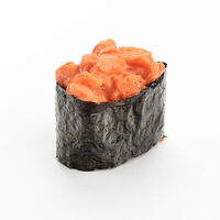 Гункан спайси с лососем в Noi