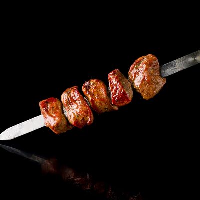 Шашлык из свиной шейки в У Тарона по цене 730 ₽