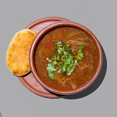 Харчо в Хачапури и вино по цене 475 ₽