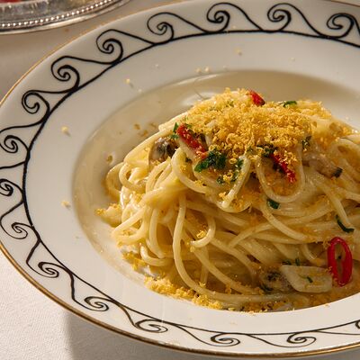 Спагетти с вонголев Salone pasta & bar по цене 1750 ₽