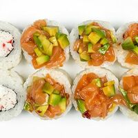 Кабуки с лососем в Симфония Вкуса
