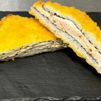 Сэндвич ролл с копчёной грудкой в KitaYama