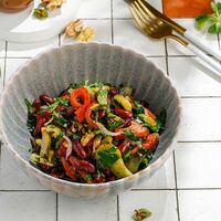 Салат с фасолью и грецкими орехами в Баклажан в ТЦ 