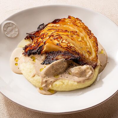 Молодая капуста с печенью цыплёнка в Чиполучо по цене 540