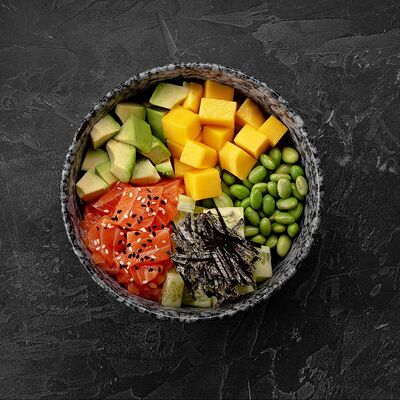 Поке с лососем и манго в Хочука по цене 950 ₽