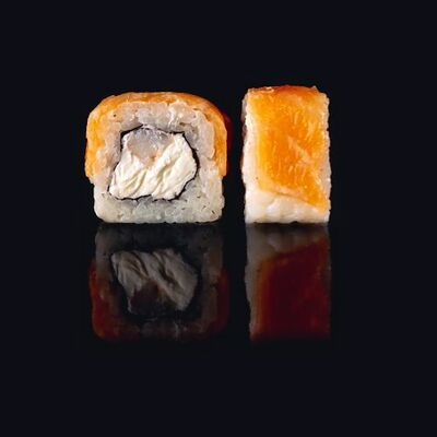 Ролл Филадельфия с креветкой в Bonito sushi по цене 631 ₽