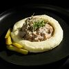 Бефстроганов с лисичками в Cocos Lounge по цене 890