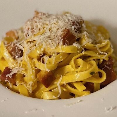 Карбонара в Кафе граф по цене 740 ₽