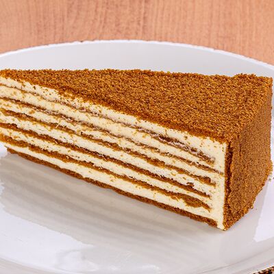 Пирожное медовое в Панчо фактори по цене 400 ₽