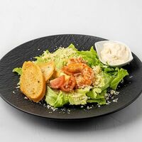 Салат Цезарь с креветками Премиум в Компот