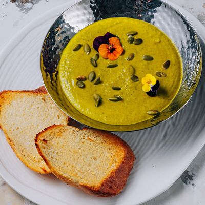 Суп брокколи-шпинат в Casa di panna по цене 350 ₽