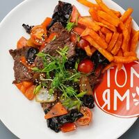 Ныа Пхат Ям Яй Кхау в Том Ям