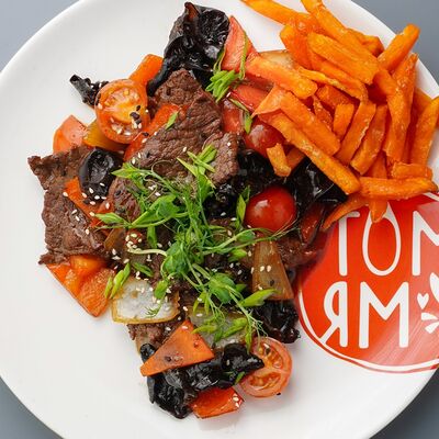 Ныа Пхат Ям Яй Кхау в Том Ям по цене 780 ₽