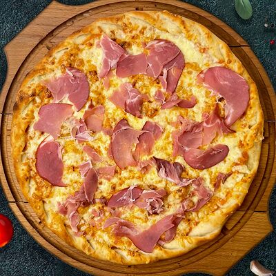 Пицца Прошутто Крудо в Pizza della Casa пиццерия по цене 609 ₽