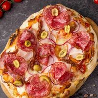 Логотип Pizzata