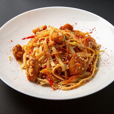 Удон с курицей в Том Ям бар по цене 850 ₽