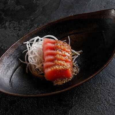 Сашими тунец в Ginza Small по цене 450 ₽
