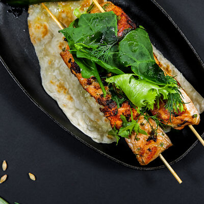 Шашлычки из лосося в Rast Pub по цене 650 ₽