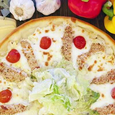 Пицца Дон Цезарь с курицей 30 см в Лесная поляна по цене 1120 ₽