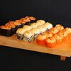 Большой запеченный сет в Sushi Sale по цене 1155