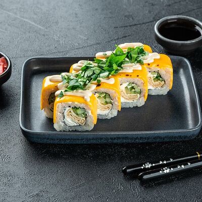 Чеддер ролл в SunSushi по цене 273 ₽