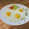Яичница из трех яиц в Мате по цене 350