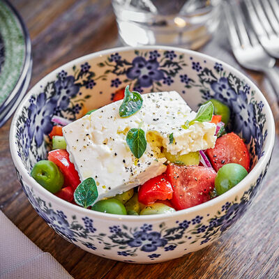 Салат Греческий в Сыроварня по цене 750