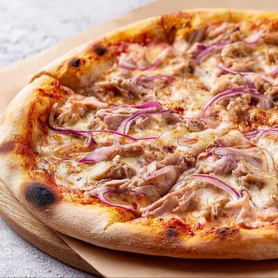 Пицца Тунец-молодец (25 см) в Хайп Пицца-бар по цене 1220 ₽