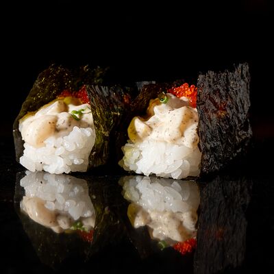 Hand Ролл с гребешком в МОМО по цене 890 ₽